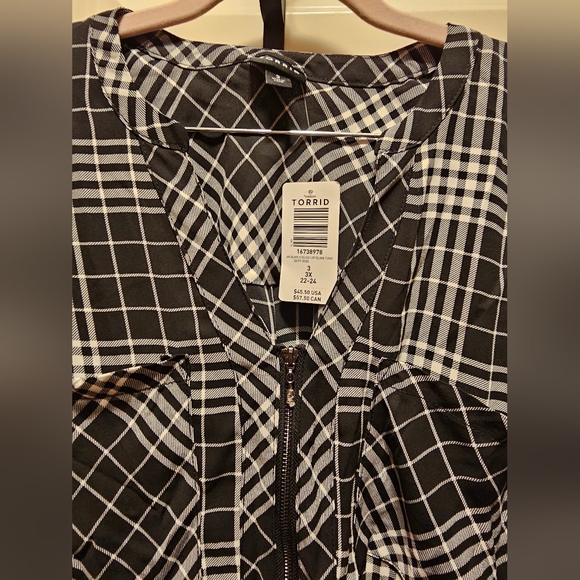 NWT Torrid Georgette Zip-Front Dolman Tunic Blouse 3X - Picture 9 of 9